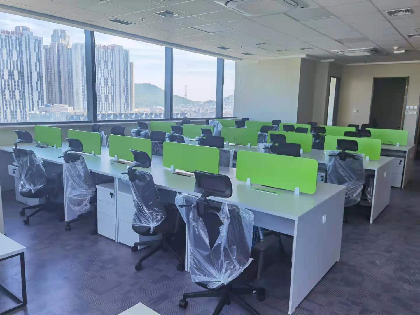 
                                    新東方大連海創校區